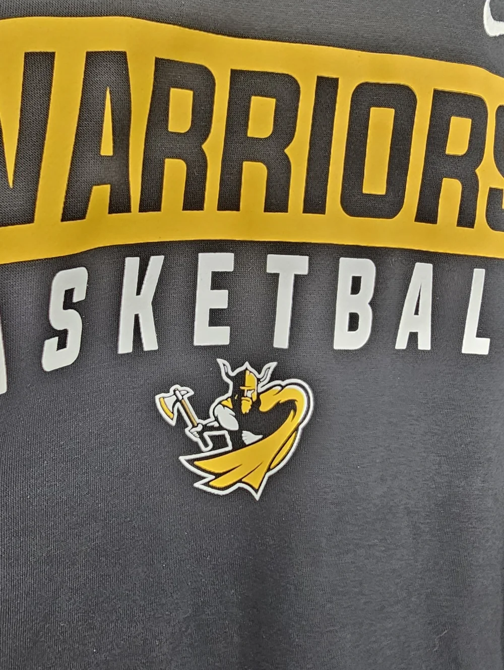Nike Warriors Basketball Sweatshirt Black Yellow NWT Size Medium